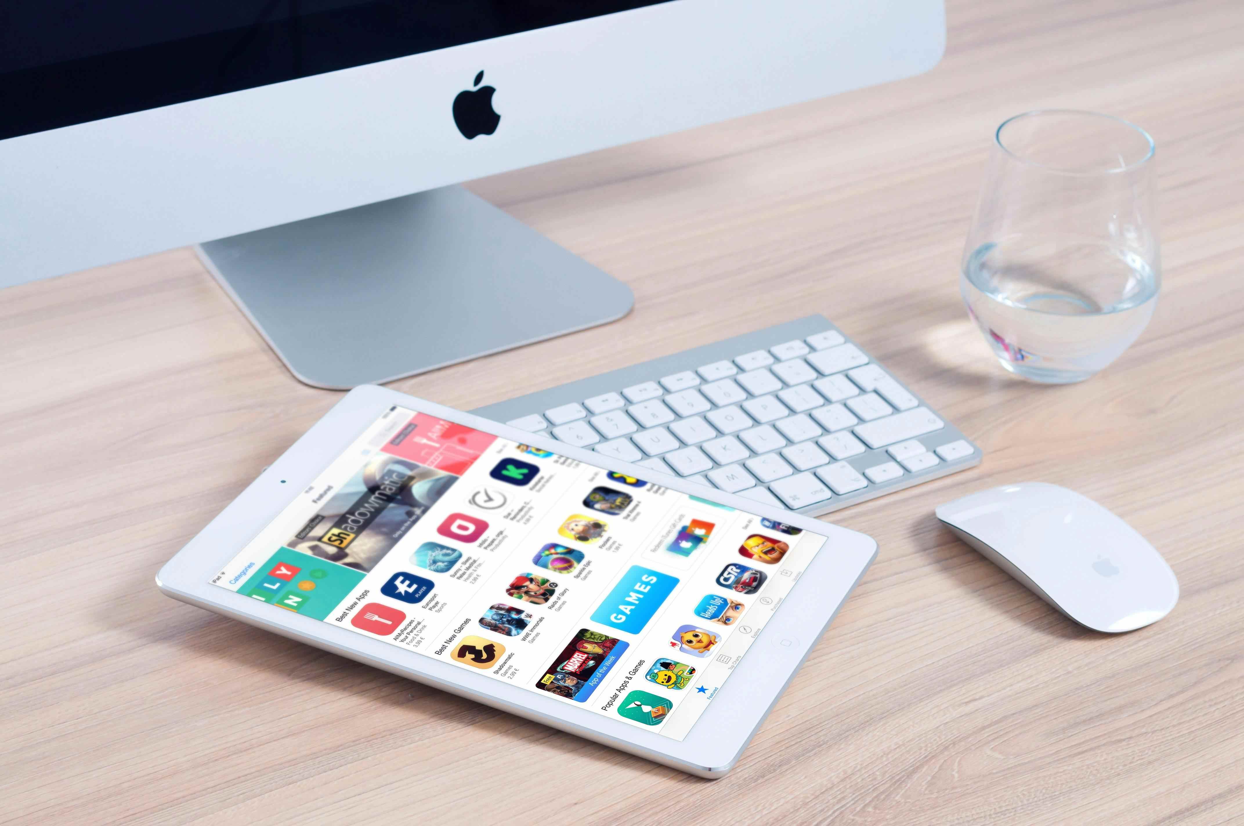 Команда AppCraft в офисе